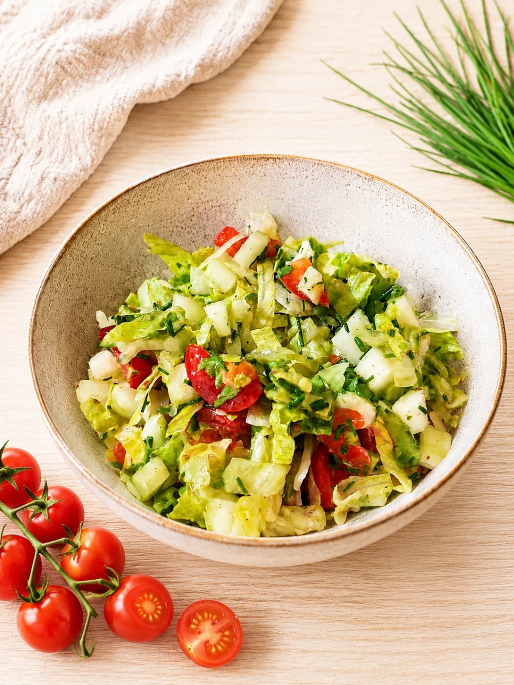 Fresh Garden Salad with Lemon & Apple Cider Vinegar Dressing